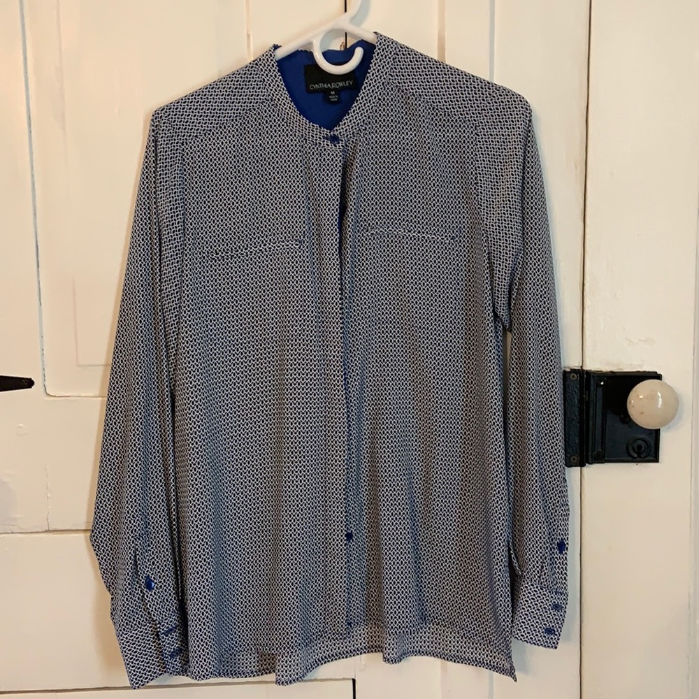 Women’s Cynthia Rowley dress shirt, size M